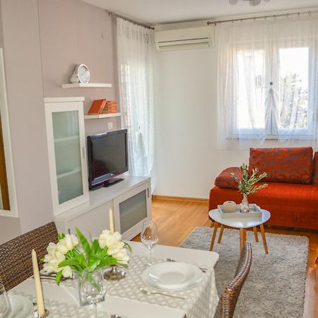 מאקרסקה Apartment Sopta מראה חיצוני תמונה