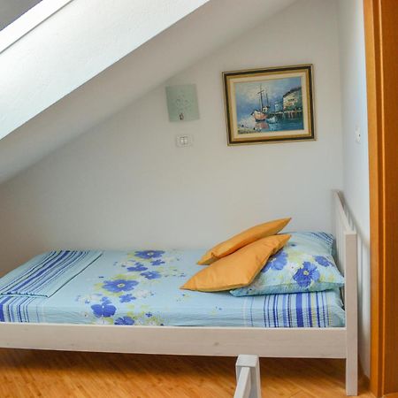 מאקרסקה Apartment Sopta מראה חיצוני תמונה